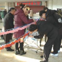 �μӻ���ίԱ��ʽ����