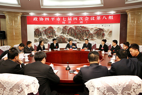 ��ί���������������Э��ϯ���μ�����Э����һ������