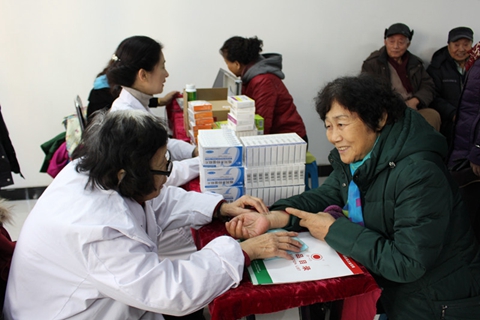 ��ƽ��������֧����������Ⱥ������չ�˽�������������ů�