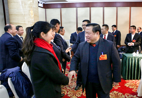 ��������������㿴����ϯ����Э�˽�һ�λ���ίԱ